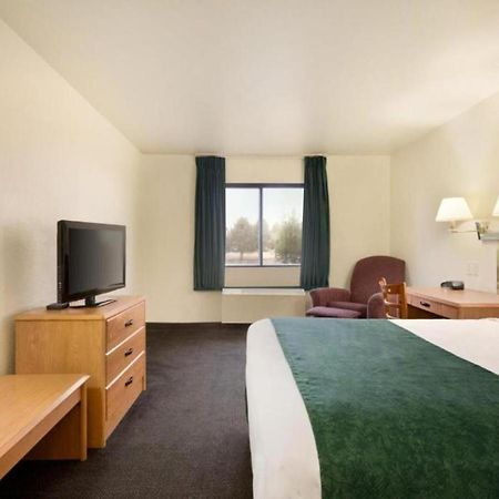 Travelodge By Wyndham Alpine Ngoại thất bức ảnh