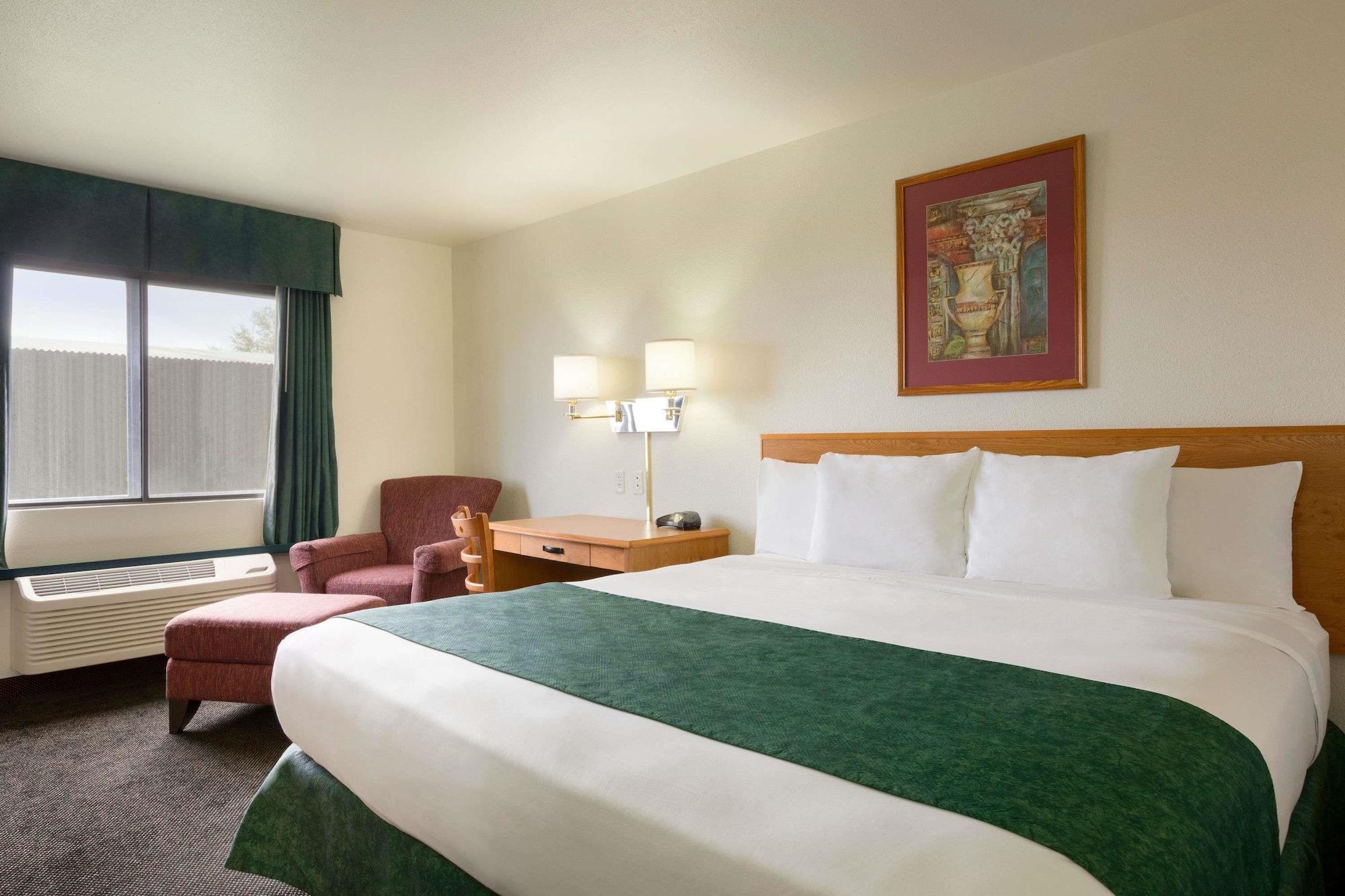 Travelodge By Wyndham Alpine Ngoại thất bức ảnh