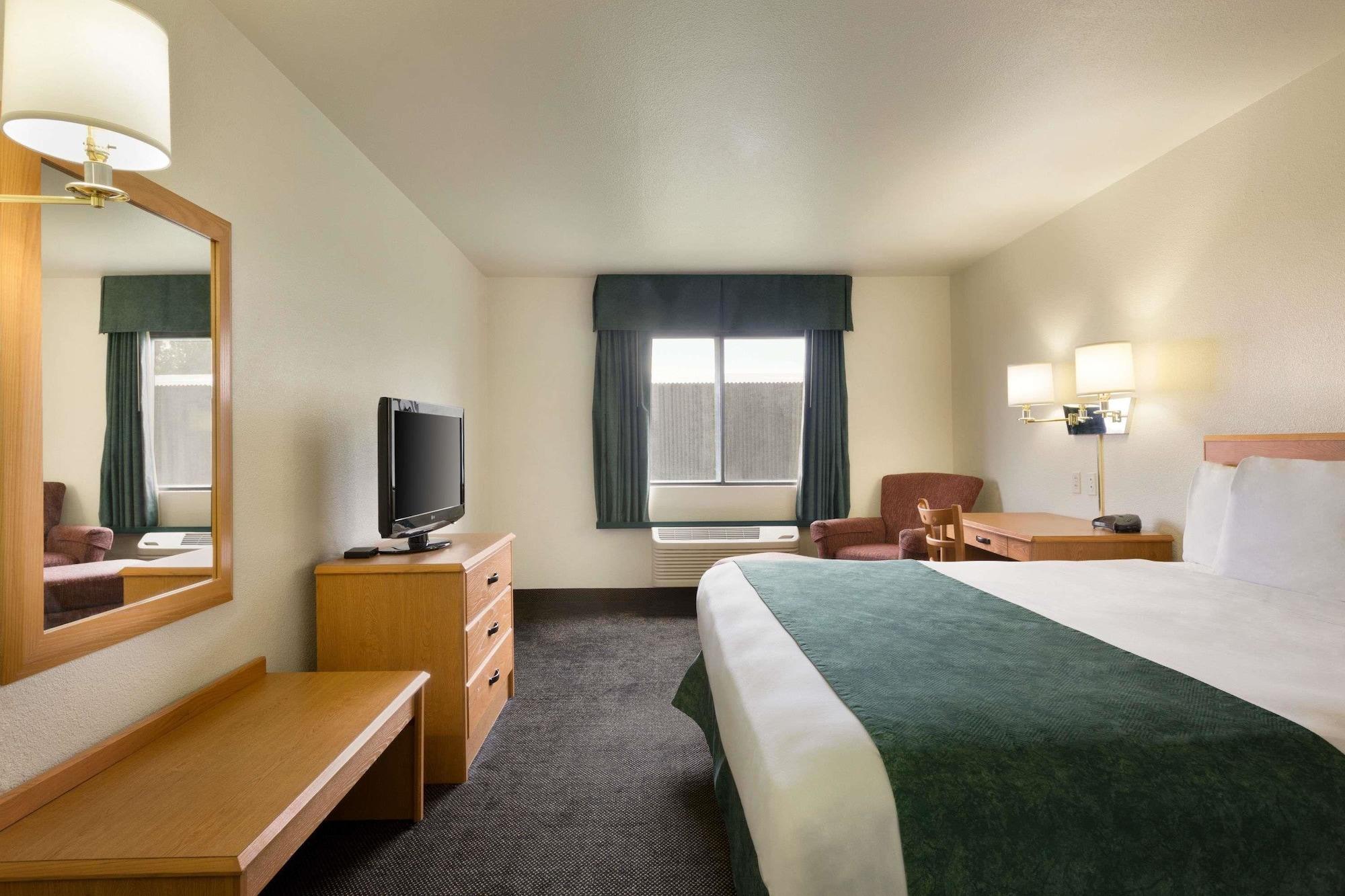 Travelodge By Wyndham Alpine Ngoại thất bức ảnh