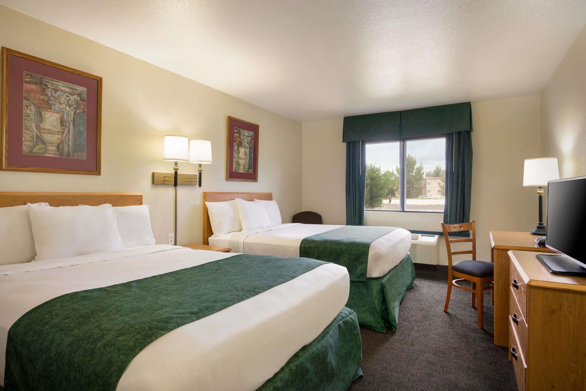 Travelodge By Wyndham Alpine Ngoại thất bức ảnh