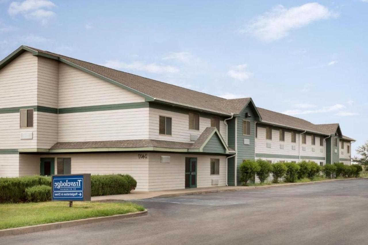 Travelodge By Wyndham Alpine Ngoại thất bức ảnh